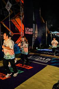 BIB: 
                            <button type="button" onclick="openModal(25252591)" class="btn btn-primary btn-sm float-right btn-popup" data-toggle="modal" data-target=".modal-high-quality">
                        <i class="fas fa-shopping-cart"></i> Add to Cart
                    </button>
                                            <button type="button" onclick="isThisMe(25252591, true)" class="btn btn-success btn-sm float-right btn-popup btn-isme hidden" data-toggle="tooltip" data-placement="bottom" title="นี่คือรูปของคุณใช่ไหม คลิกที่นี่เพื่อเอาเข้าอัลบั้ม">
                        <i class="fas fa-plus"></i> Add to album
                    </button>
                    <button type="button" onclick="isThisMe(25252591, false)" class="btn btn-warning btn-sm float-right btn-popup btn-isnotme hidden">
                        <i class="fas fa-ban"></i> Remove from album
                    </button>